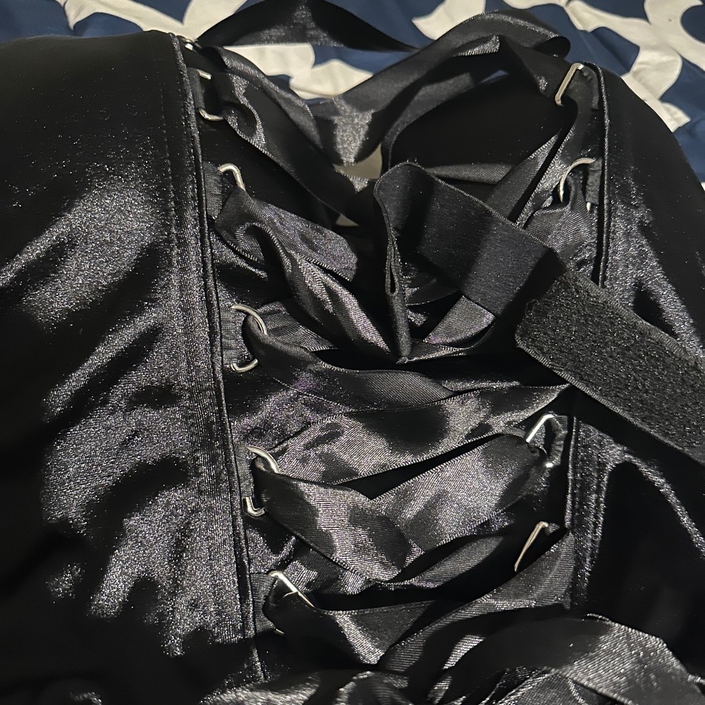 Black Satin Boostea